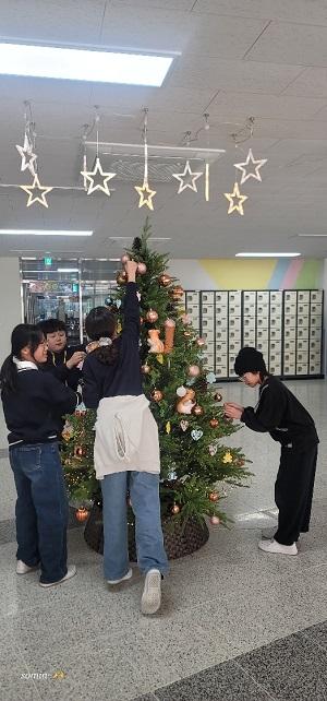 ���� �ֵ���, ������� ������, �Ҹ����� ���ۡ�. ���ظ��� ���� ������Ʈ �