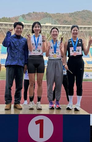 ���ֽ�û ������ �̴ٰ�, ���� �Ǿ� �������ȸ 800M ���޴� ȹ��