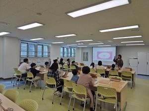 ���� �����ϴ���, �۰��� �Բ��� ��å�㡯 ���� ���� ���α׷� �